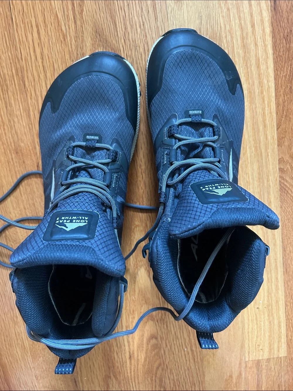 Altra Men’s Lone Peak ALL-Weather Mid2 Black Boots
